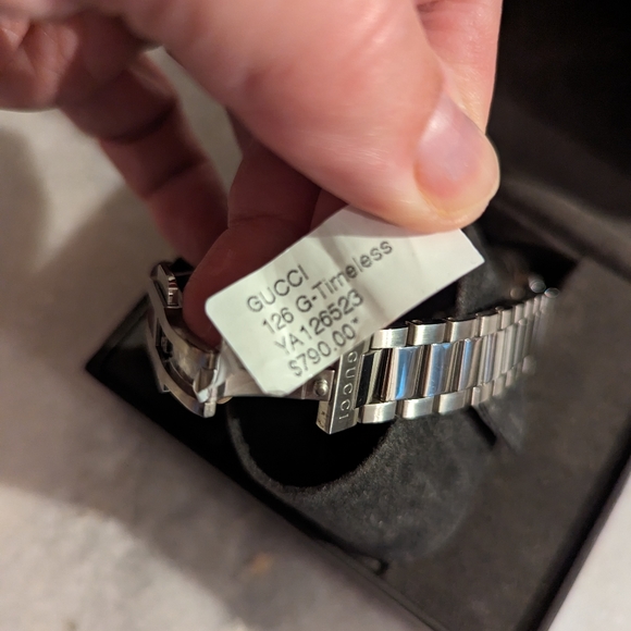 COPY - Gucci NWT 126G TimelessYA126523- smaller wrist fit - Picture 3 of 6